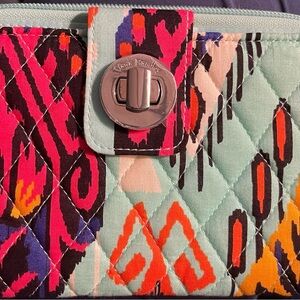Vera Bradley Pueblo Turnlock zip around wallet  organizer